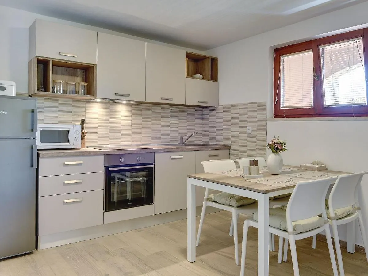 Modern Holiday Home In Medulin With Pool